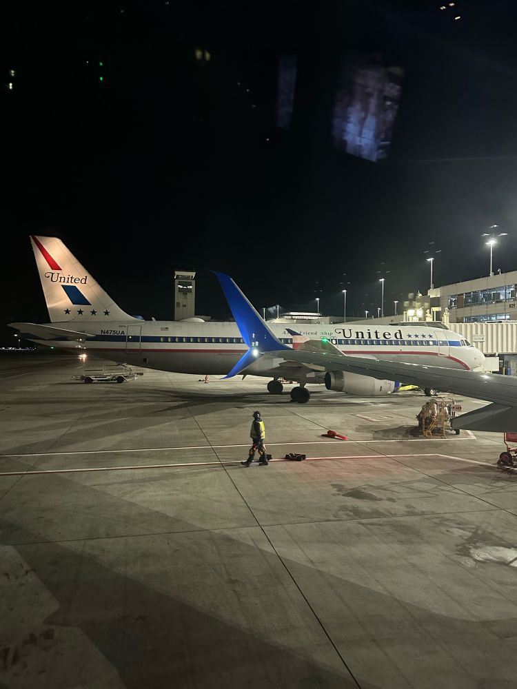 United Airlines aircraft with retro livery