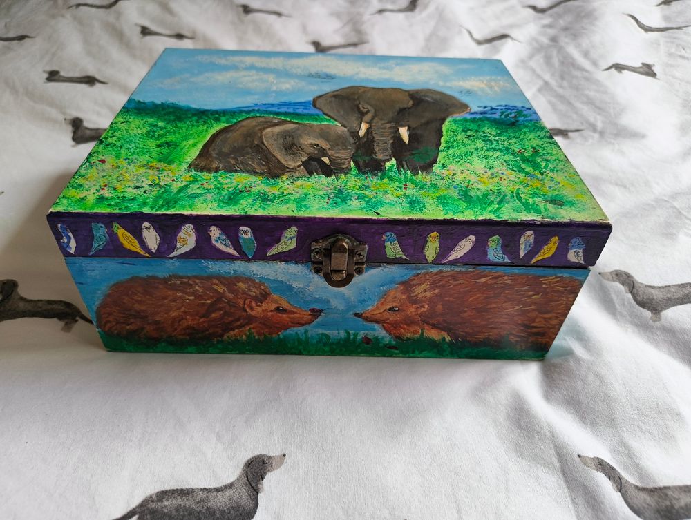 #Hedgehogs and #budgies on the front, #elephants on the top