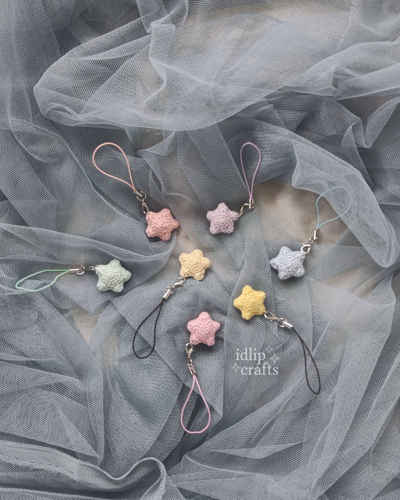 pastel star phone charms 