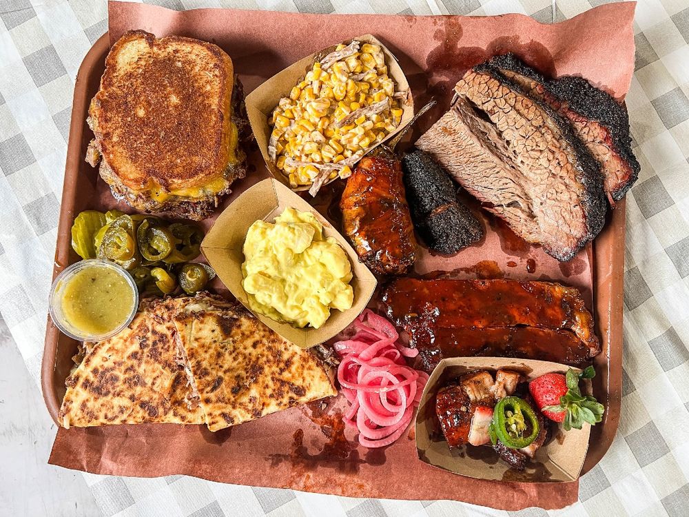 La Cruda Brand BBQ