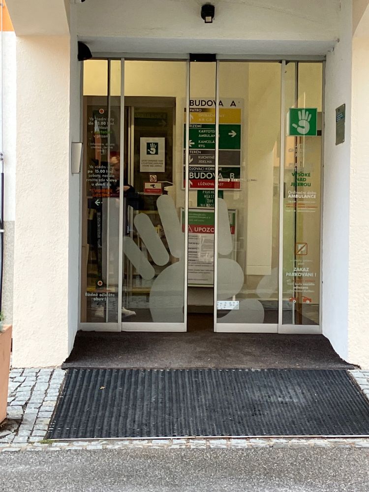 Ústav chirurgie ruky, Vysoké nad Jizerou