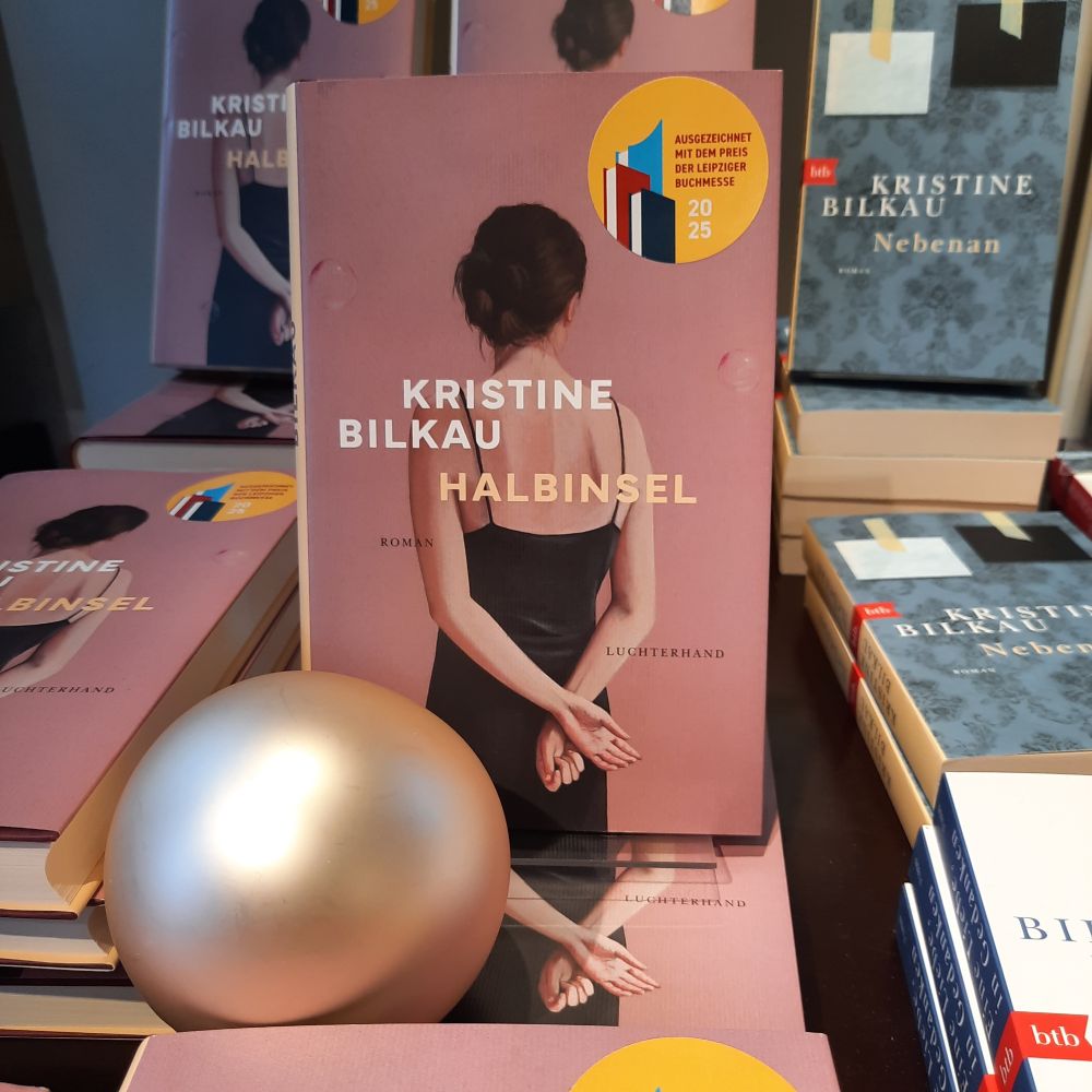 Buchtipp: Kristine Bilkaus Roman HALBINSEL.