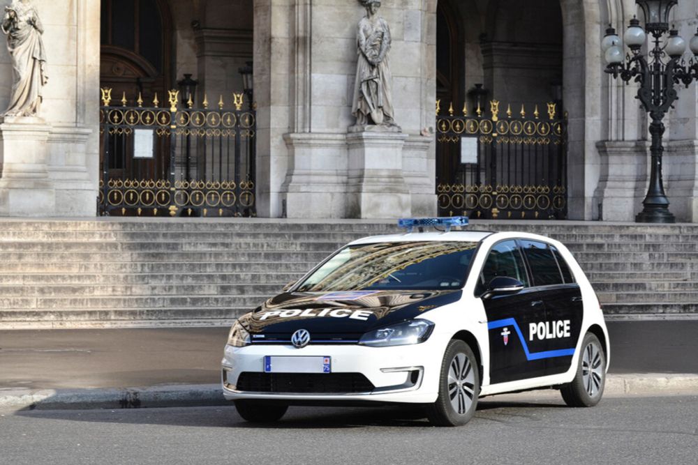 Urgences : bientôt des véhicules électriques en intervention ? - Auto Journal