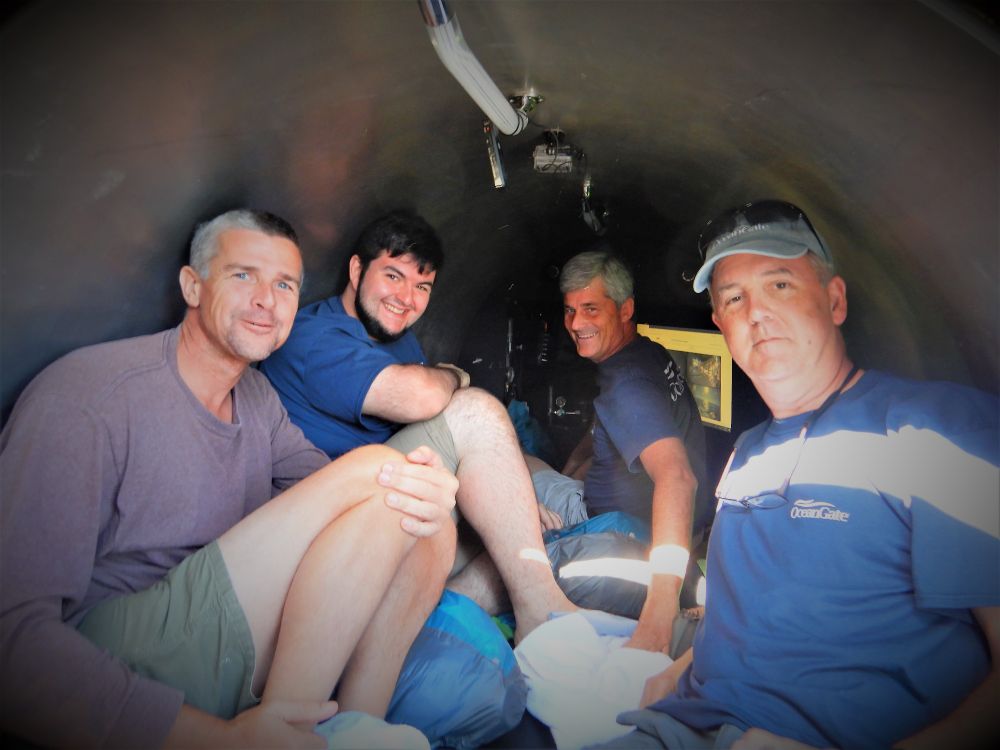 Submarine builder recounts how a trip in OceanGate’s Titan sub unnerved him