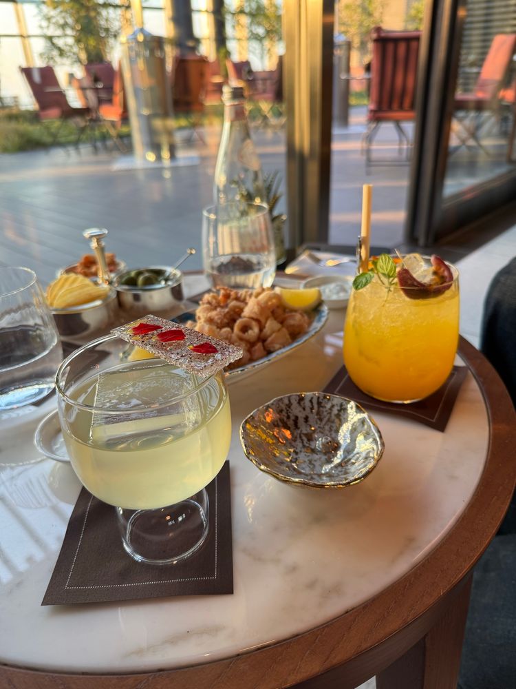 Cocktail and mocktail at the Bulgari hotel 