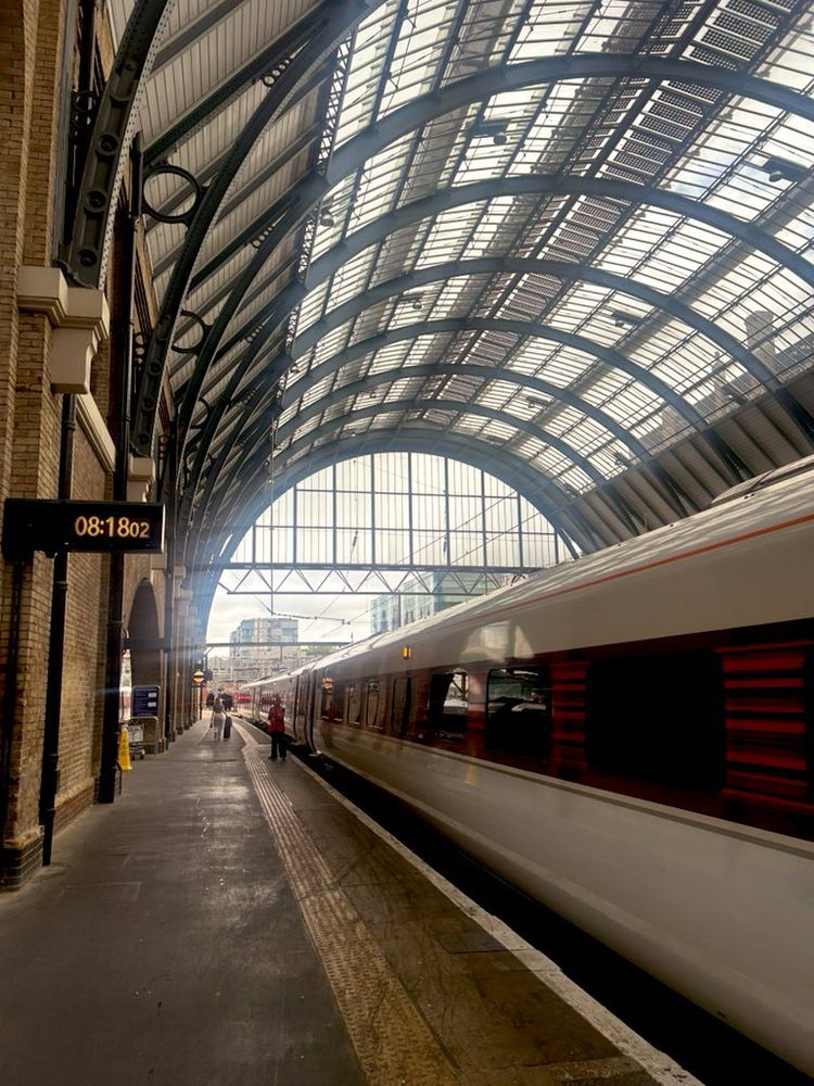 Train platform 