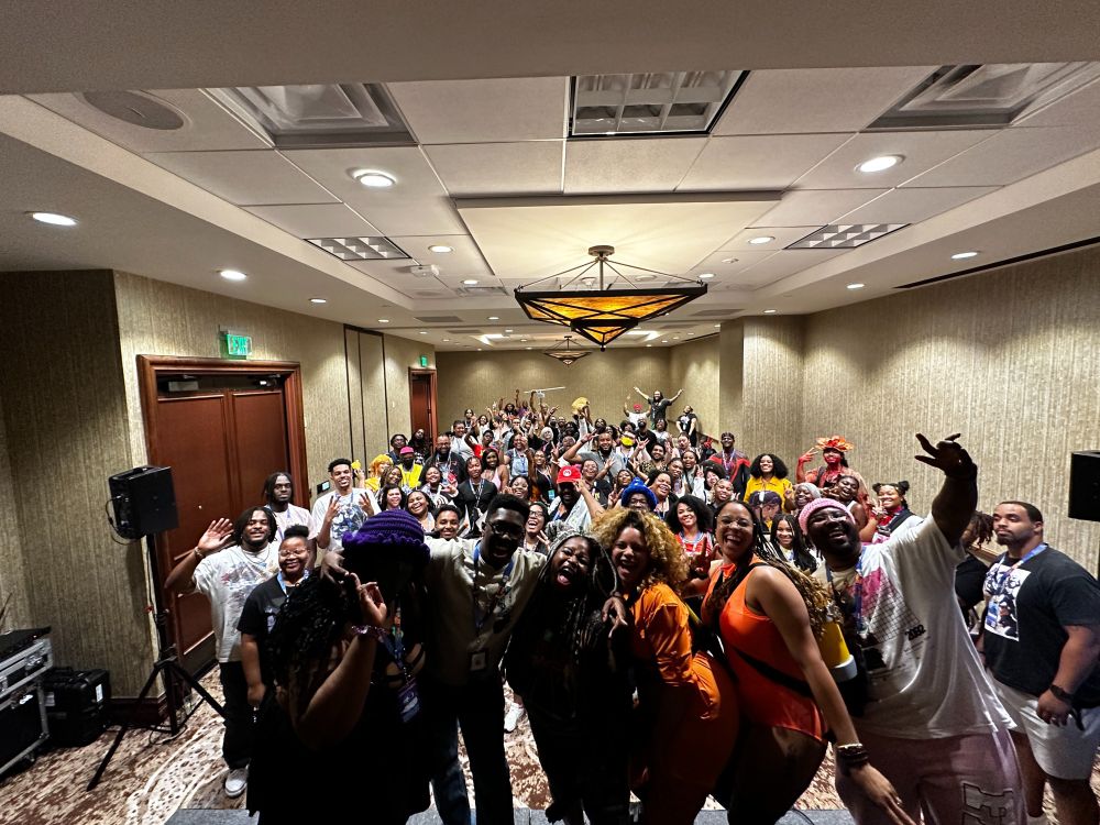 A full picture of the "MOVE: I'M BLACK! How to Play Horror Games With The Homies" panel at Dreamcon