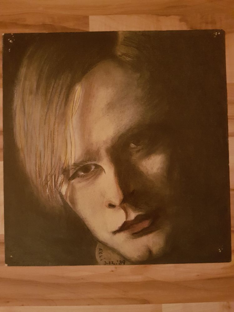 A picture of Herbert Grönemeyer (actually this was on the inside cover of the vinyl „Bochum“). Painted ages ago (1989) with pastel chalk