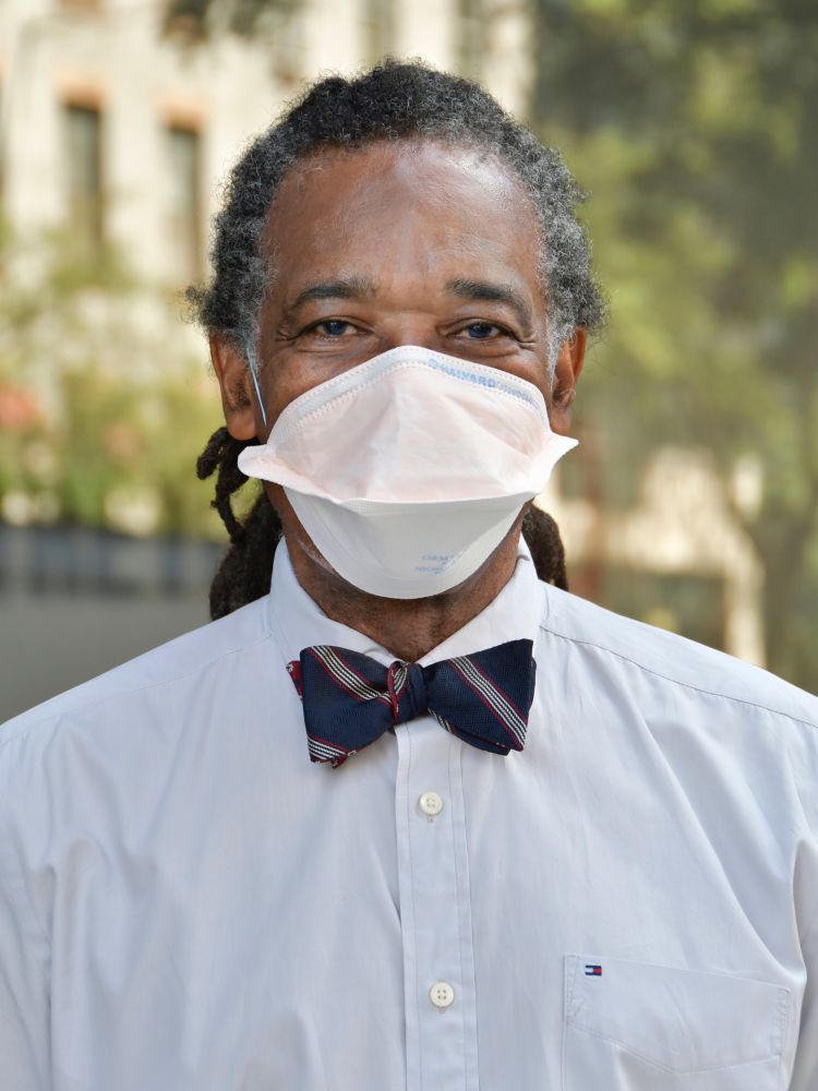 Dr. Donald Moore is wearing a Duckbill N95 respirator, a bow tie and a shirt outdoors. Photo by Julie Lam. Read Interview on Facebook: https://www.facebook.com/masktogetheramerica/posts/pfbid02jpWTKJG85mRu6XWzRWsSRJTBqReaakCn9WPPGCUyuoqiSj1eKZk2z7eMaVxh6ZvJl Instagram: https://www.instagram.com/p/DNlzxRgveGP/