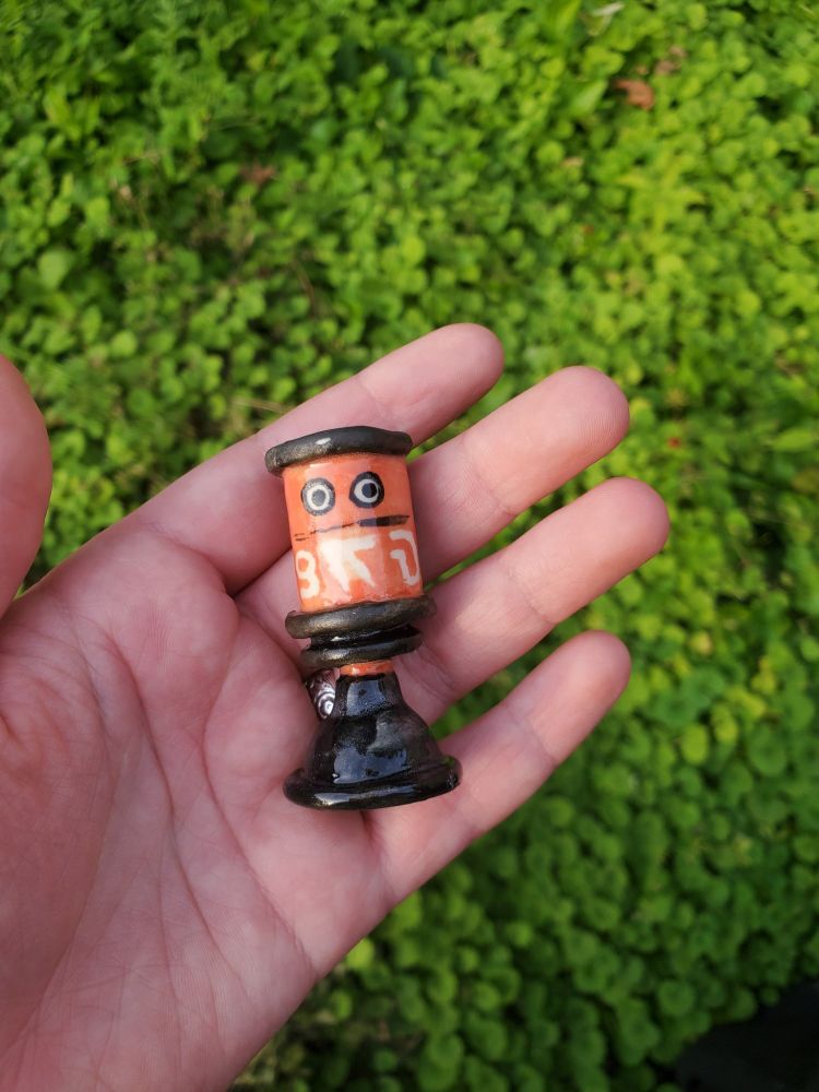 Small ceramic suction bomb