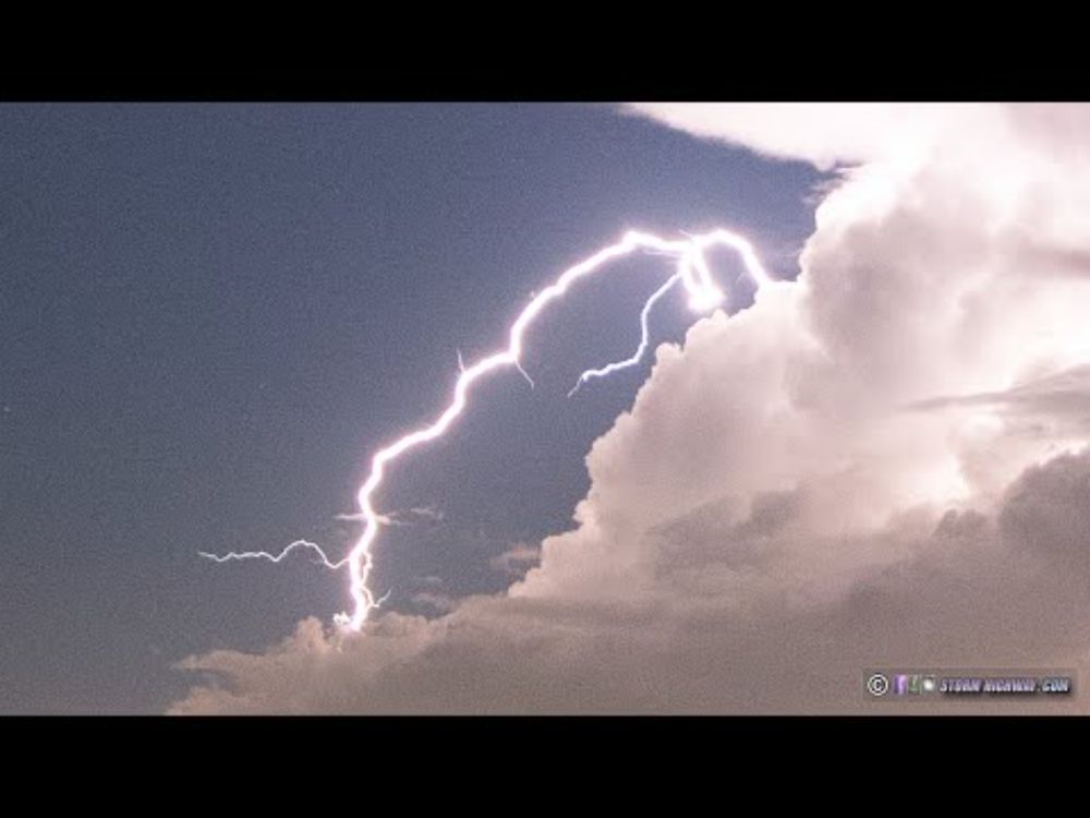 Clear-air lightning bolts-from-the-blue - timelapse and slow motion!