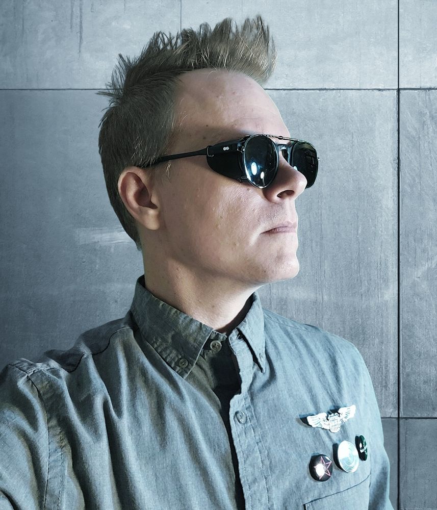 Artist photo of premier synthesist Maxx Klaxon.