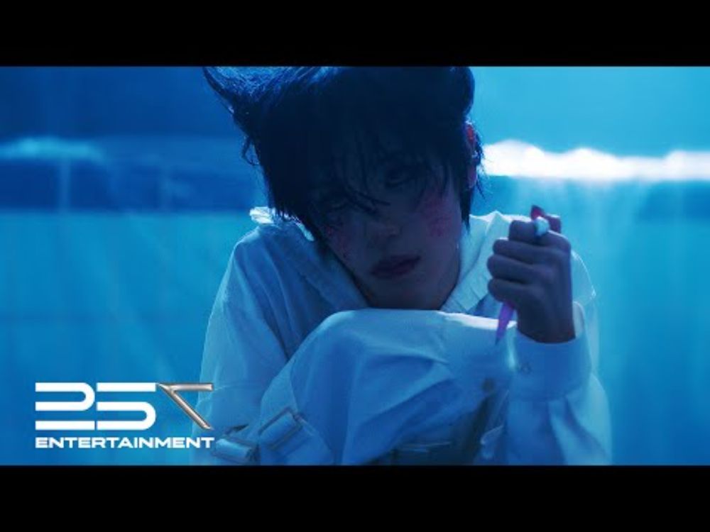 XLOV 엑스러브 'Biii:-P' MV