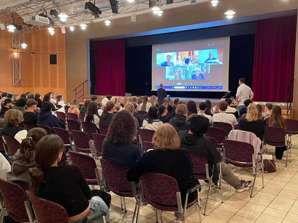 Blick in das Forum der IGS Garbsen