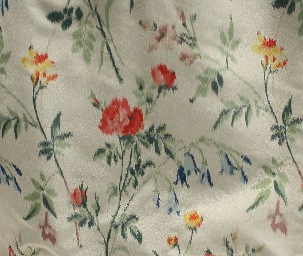Close up of silk 1860s dress fabric showing floral stems, MET