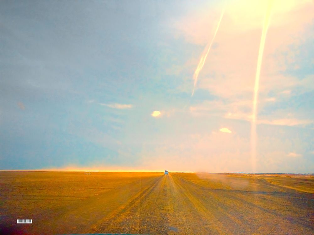 A desert #sunrise is a breathtaking sight, with the colors of the sky reflected in the sands and the promise of a new day

my #scape  collection here ▶️
https://bsky.app/profile/did:plc:gkdzhhasll5lweby2pnakh3c/feed/aaahz7avjwmia

 #storytelling #luiscordobapharchive  #eastcoastkin #art   #picoftheday  #photographer #landscape #desert 