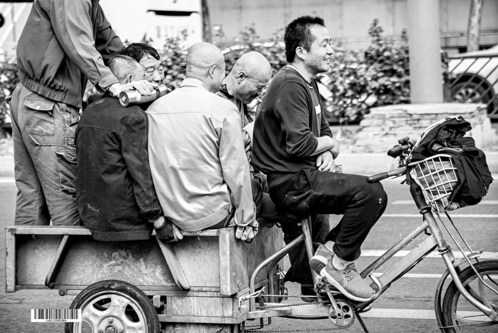  where are the people on our photos?  is there not anymore #humans, only perfect architecture, wildlife, dogs, cats, flowers, forests, arches, waterfalls?... then i feel , 
I felt anguish because there are no more people in the photographs. Is it a harbinger of the end? When we got lost? where the people, humans, went ?
see my photos here
https://bsky.app/profile/luiscordoba.bsky.social/feed/aaakxjvg42x26
 #luiscordobapharchive
#eastcoastkin #street #art  #dance #danceislife #picoftheday #blueskyArtshow   #portrait  #photography #photographer
#art   #classicmono