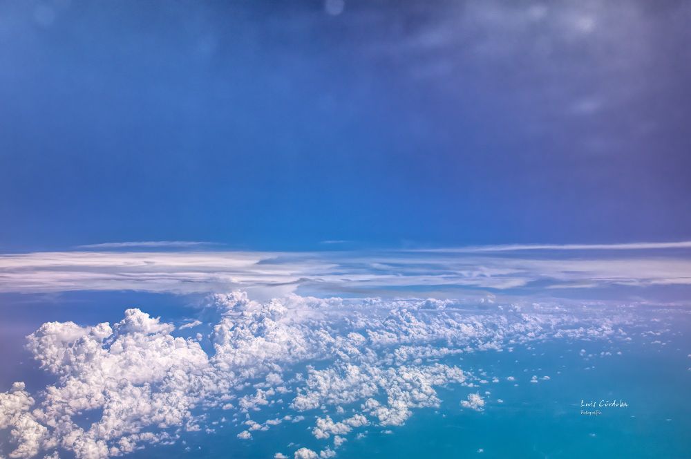 #Tuesday is what day in #art, can i shoot #BlueSky  on Tuesdays #sky ? or it is for other #pictureofday ?
#luiscordobapharchive  #EastCoastKin   if bored post something #blue🍀