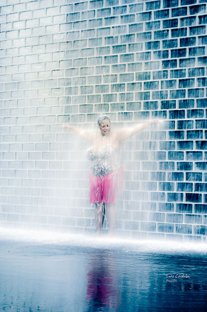 Have you seen this photo before? Follow me here!! it is because you followed my former lost account
#storytelling  #luiscordobapharchive #eastcoastkin #humans  #art  #dance  #blueskyArtshow #bricks 
 #waterfall  #street #chicago  #photographer #chicago⁠
 see my photos here
https://bsky.app/profile/luiscordoba.bsky.social/feed/aaakxjvg42x26