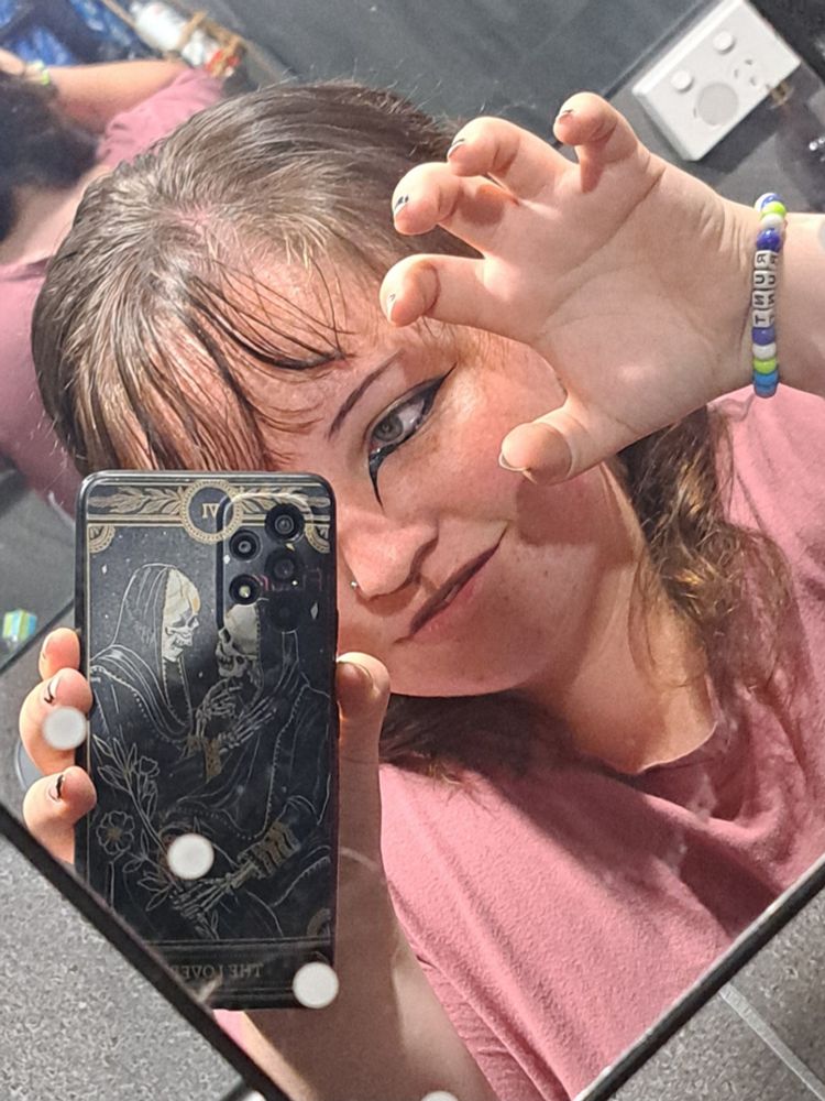 selfie with kandi bracelet