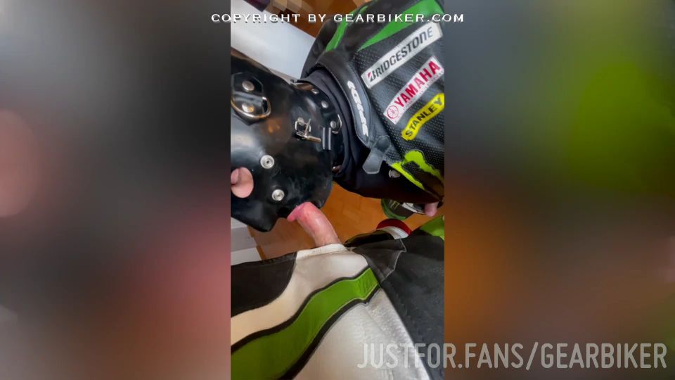 Someone just subscribed to my JustFor.Fans page. You should too! justfor.fans/GearBiker?Source=NewFanBlueSky