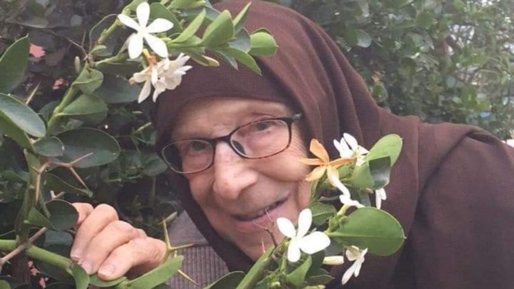 Israeli army forces family to leave sick 94-year-old grandmother behind