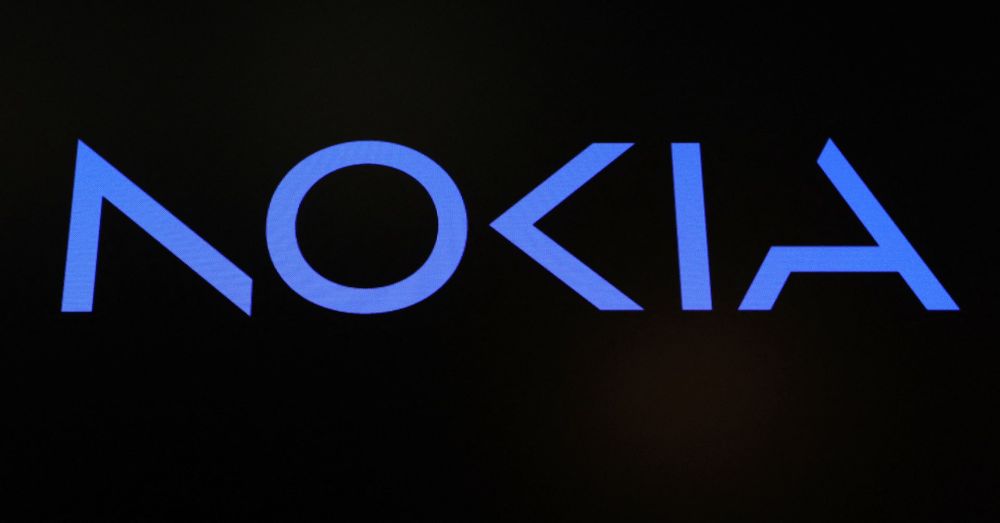 Nokia CEO makes world's first 'immersive' phone call