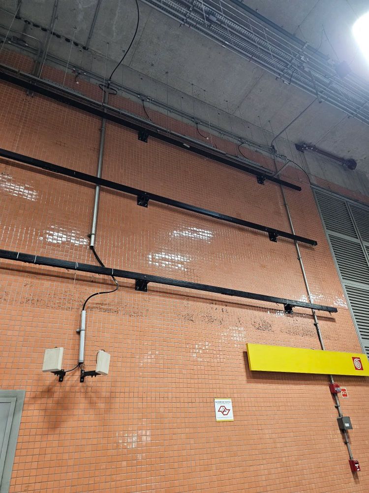 Photo by César de Tassis Filho on September 22, 2025. May be an image of air conditioner and text.