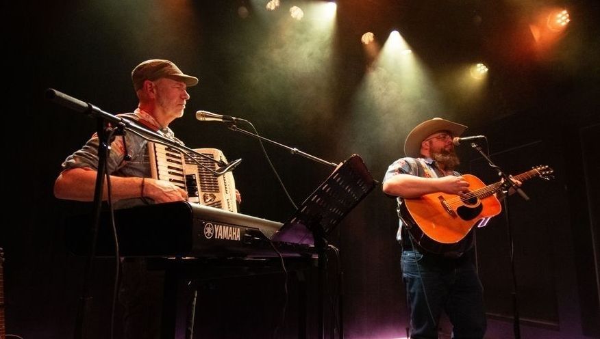 Ags Connolly & Bart de Win
#concert vanavond in de Lutherse Kerk in Groningen 20:30 uur

https://www.spotgroningen.nl/programma/ags-connolly/

#honkytonk #texmex #country