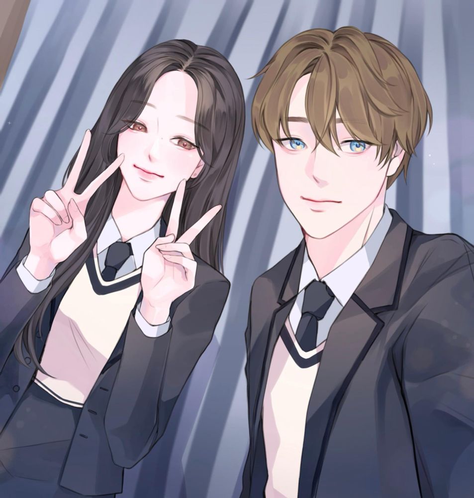 Jojo K. was taked a selca with Hangyu