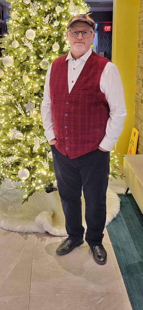 What do u think of the outfit?