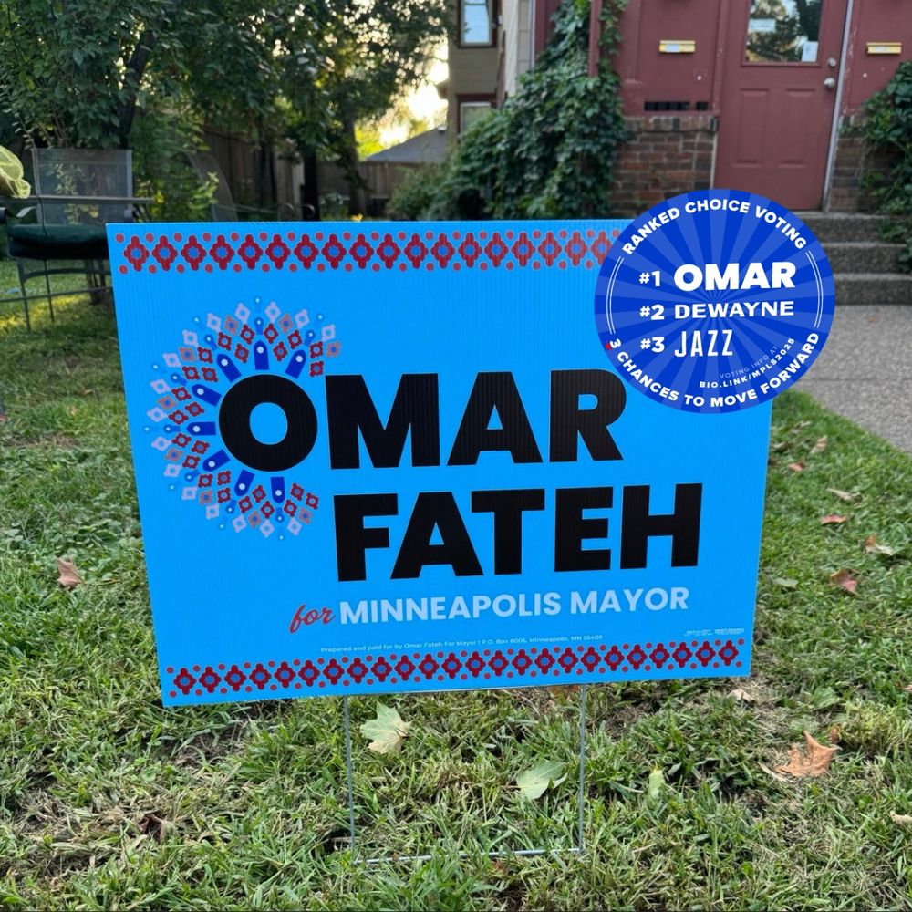 A mockup of the yard sign add-on affixed to an Omar Fateh yard sign