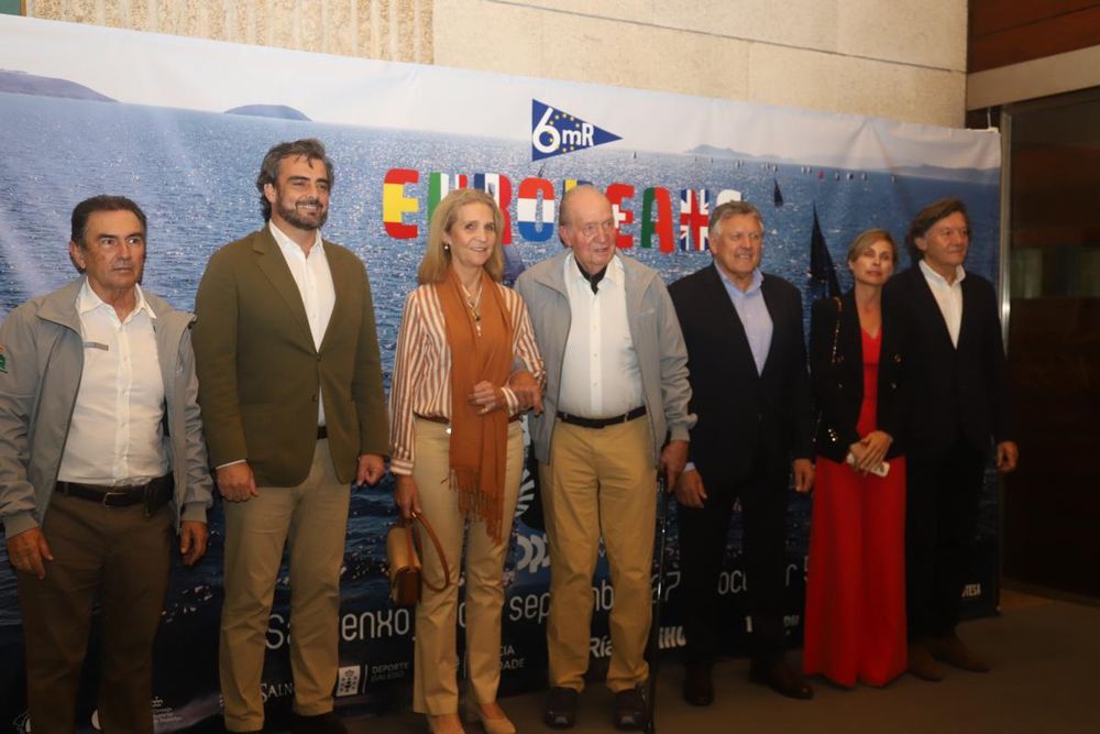 El conselleiro de Deportes asiste a la entrega de premios del Trofeo Xacobeo de Vela