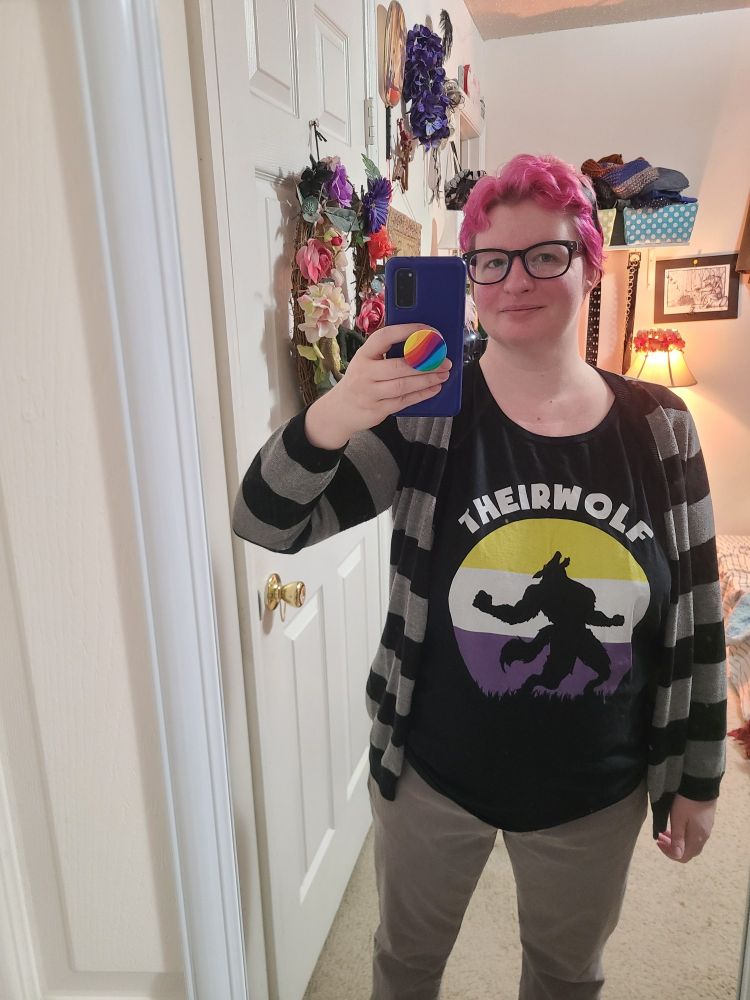 Same as other pic but pulled back to see gray pants as well.