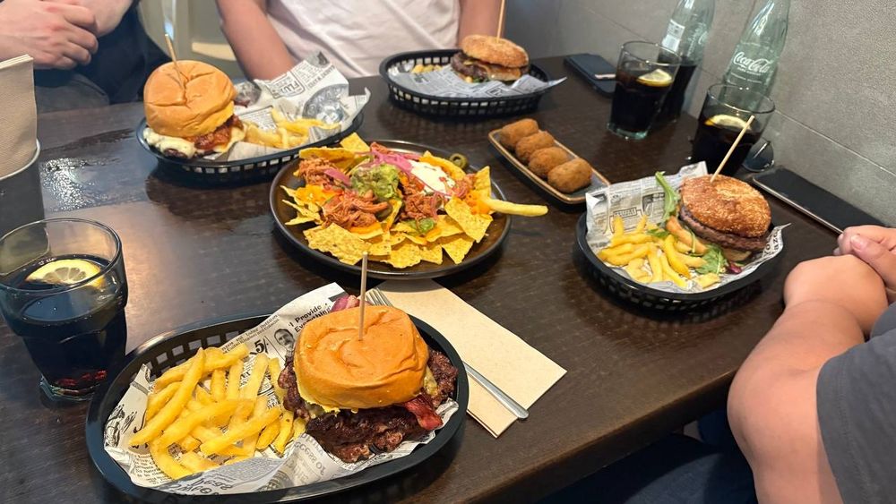 Comida tras grabación Gamers Ocupados.