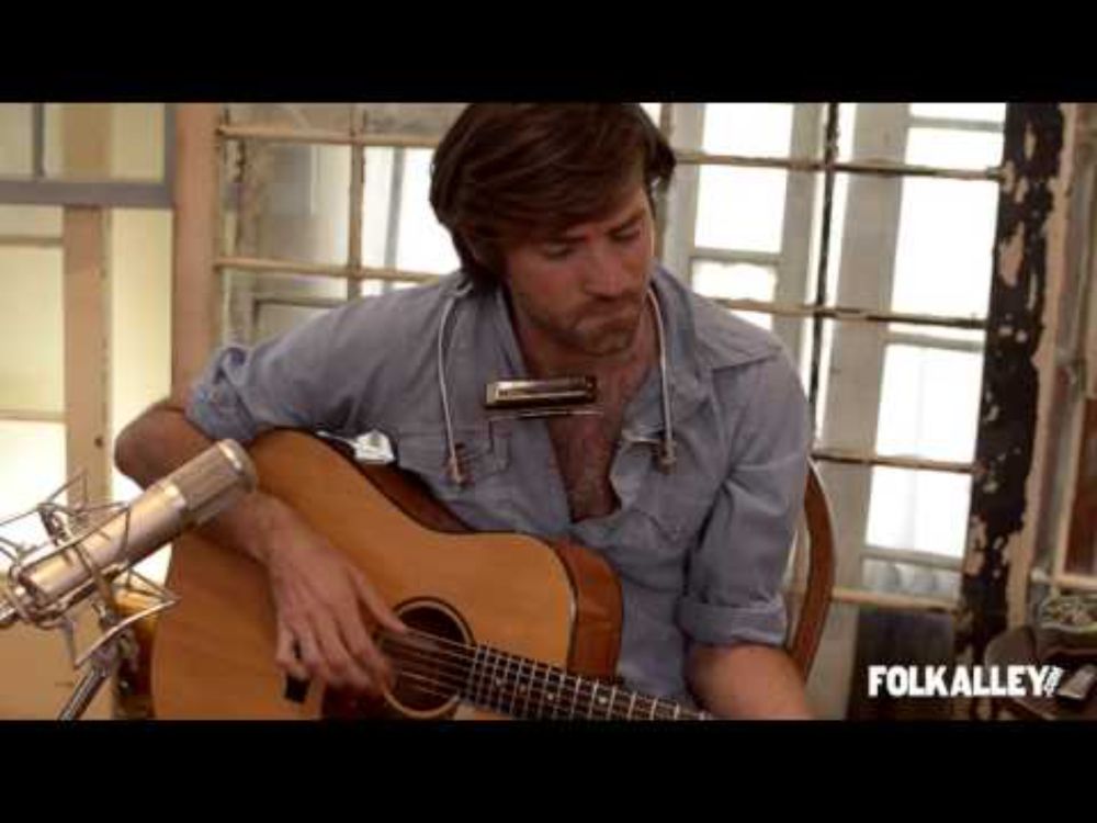 Folk Alley Sessions: John Craigie - "Michael Collins"