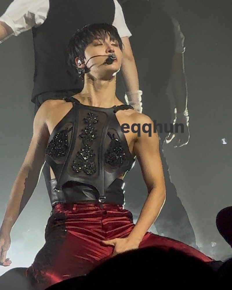 SEONGHWA of ATEEZ performing SKIN at the [IN YOUR FANTASY] 2025 Tour