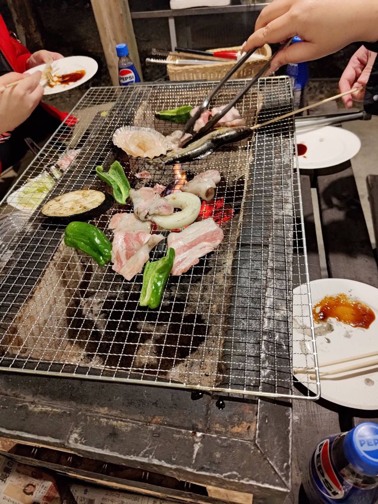 Binchoyaki in progress.