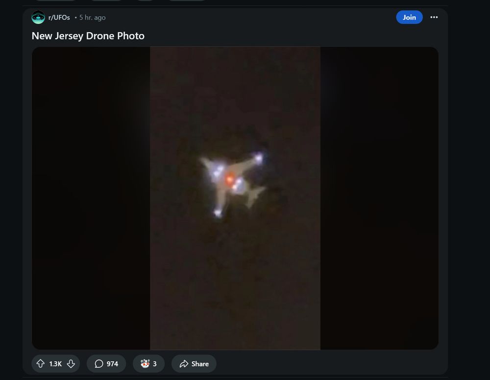 Screenshot of r/UFOs on reddit. Pictured is a plane in the dark from underneath, with its appropriate lights on.