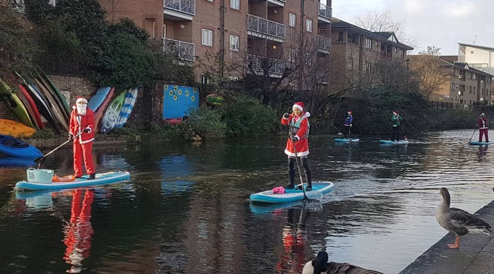 Tickets Alert: See the Christmas lights by canal boat