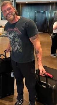 Edge is flying away to a new employer I hear and this picture of him with luggage is big news