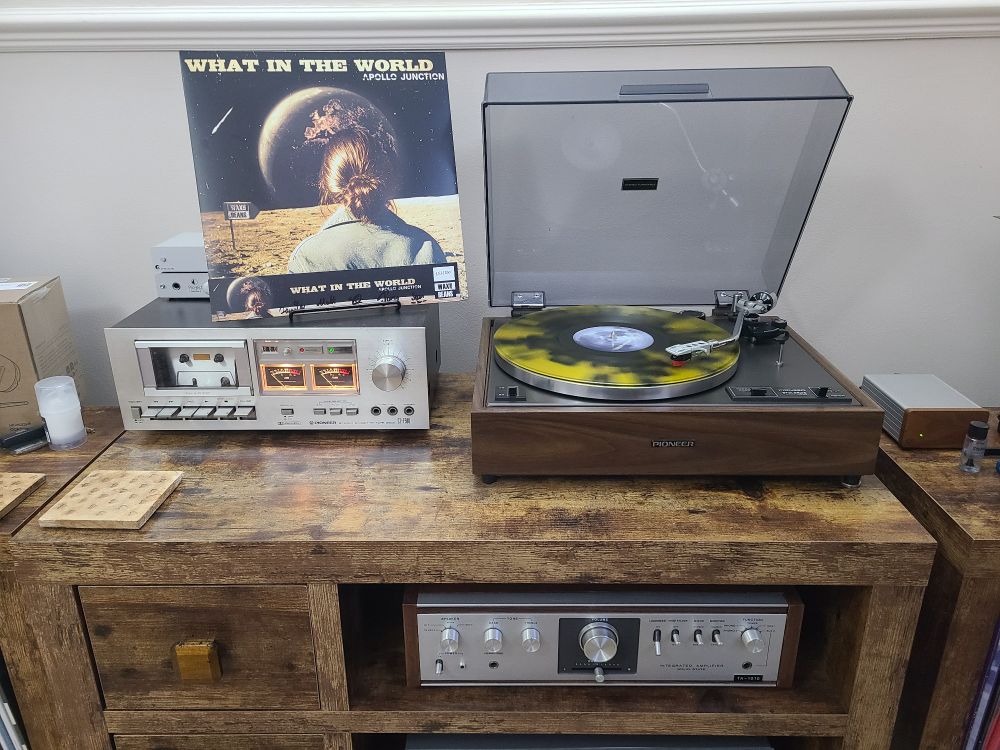 Vinyl record 