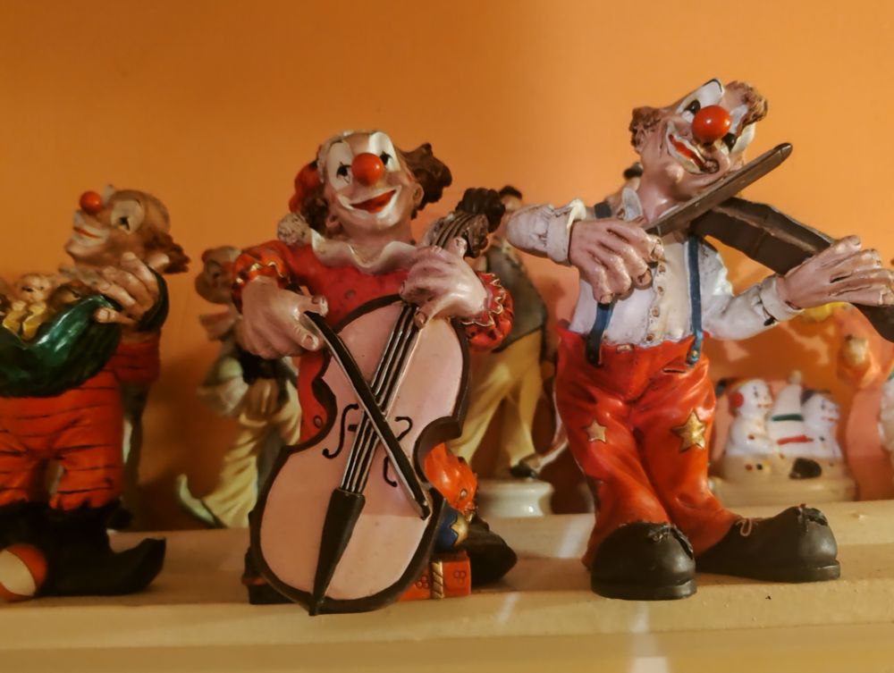 Clown band