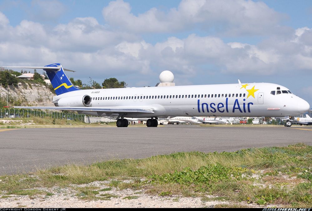 "Insel Air" plane