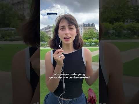 Police violence against Palestinian flag holders in Paris
