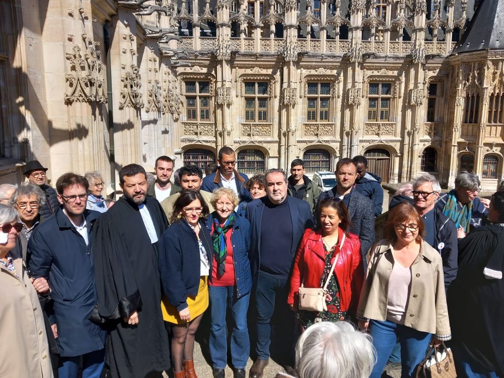 Au tribunal judiciaire de Rouen pour défendre,  une élue poursuivie  pour avoir qualifié de racistes les propos tenus par un autre élu  pendant un Conseil Municipal #TrameNoire