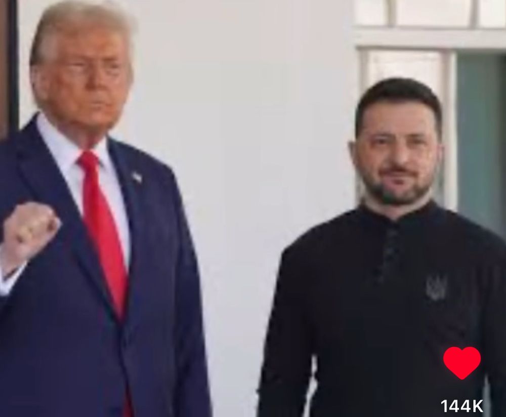 A photo of Donald Trump and President Zelenskyy. 