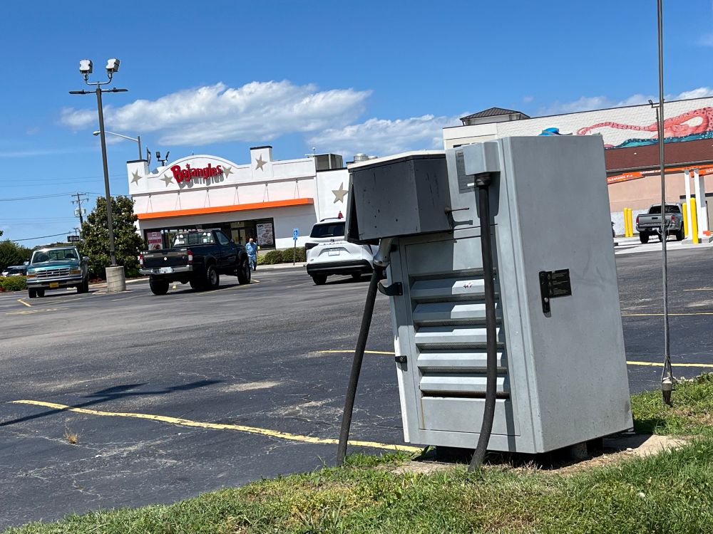 Signet EV charger circa 2015. Virginia Beach