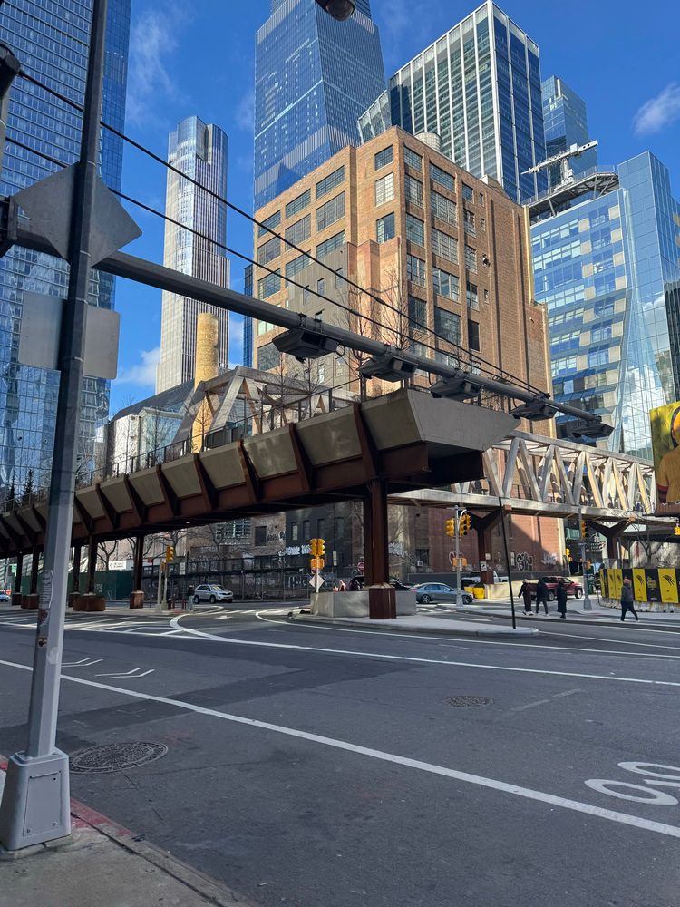 Congestion pricing toll gantries 