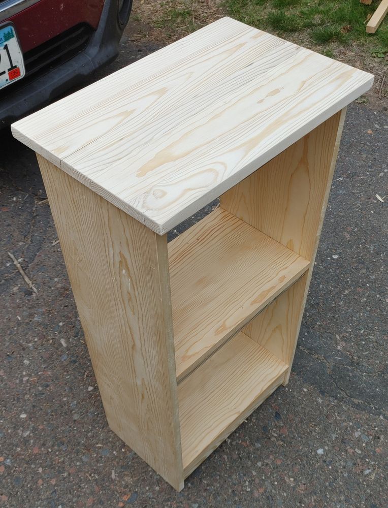 Unfinished small bookcase, very white and clear of knots
